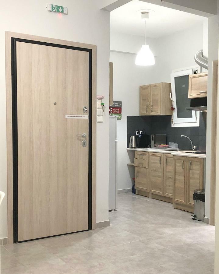 Olive Tree Apartment Of Athens - City Center 외부 사진